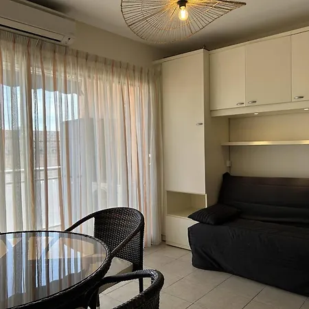 Apartment Climatise Avec Terrasse Au Centre-ville - 4 Couchages - - Fr-1-251-723