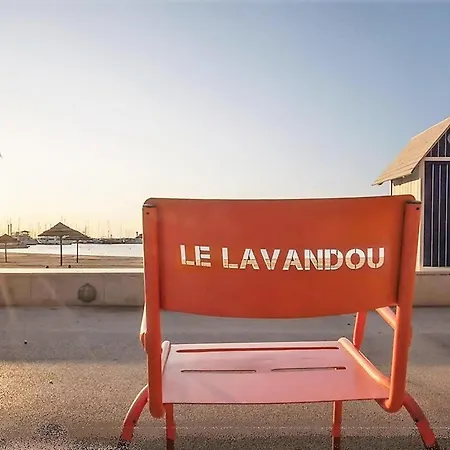 Climatise Avec Terrasse Au Centre-ville - 4 Couchages - - Fr-1-251-723 *